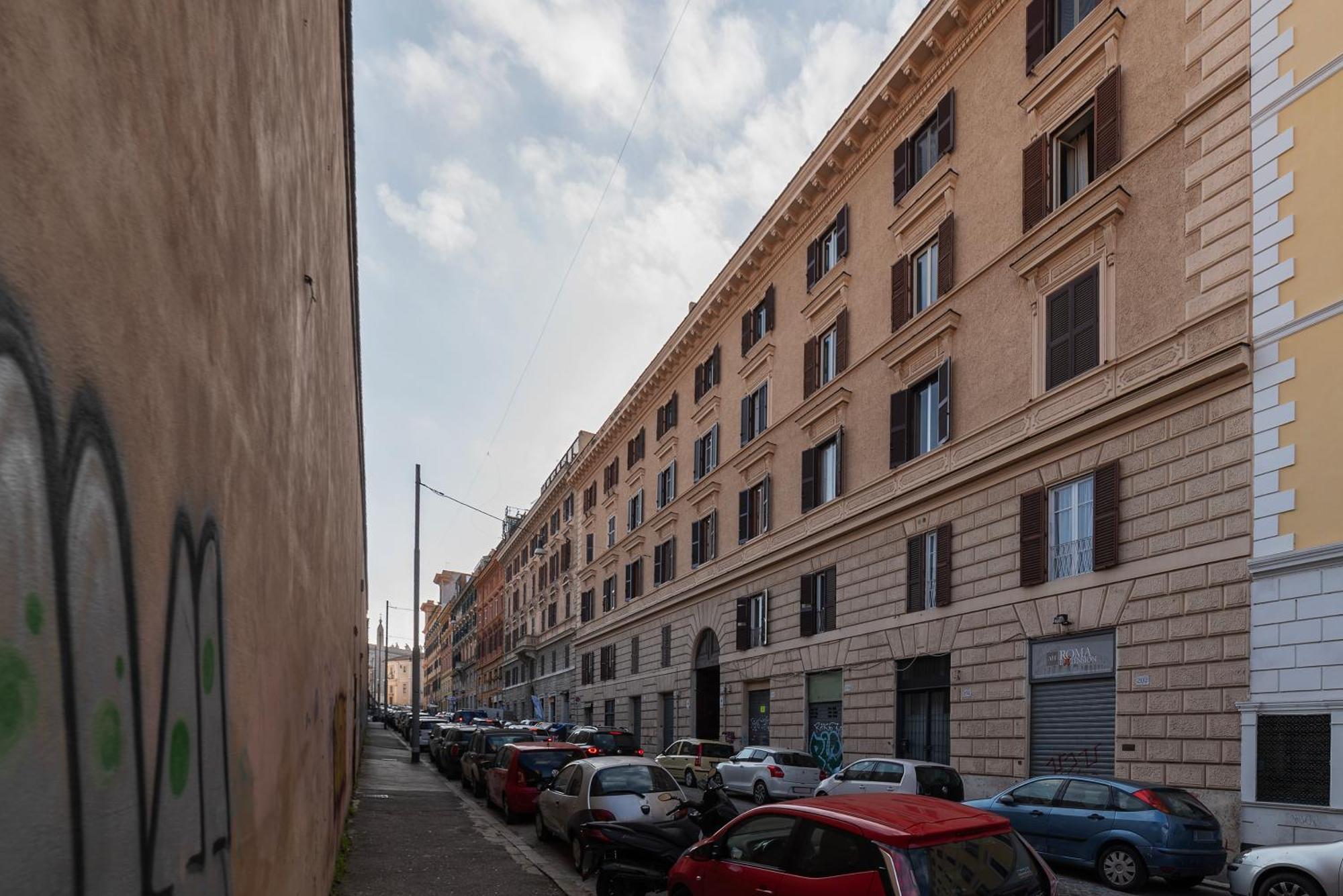San Giovanni In Laterano Dazzling Apartment Rome Exterior photo